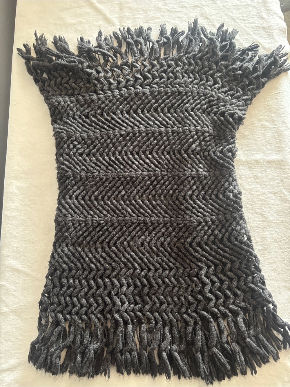 American Eagle Charcoal Gray Knit Cozy Fringe Infinity Circle Scarf